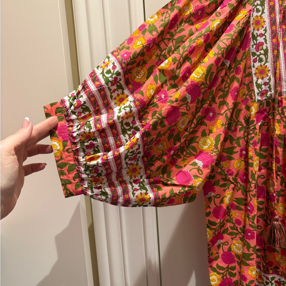 Vibrant Floral Women's Blouse - Picture 2 of 3